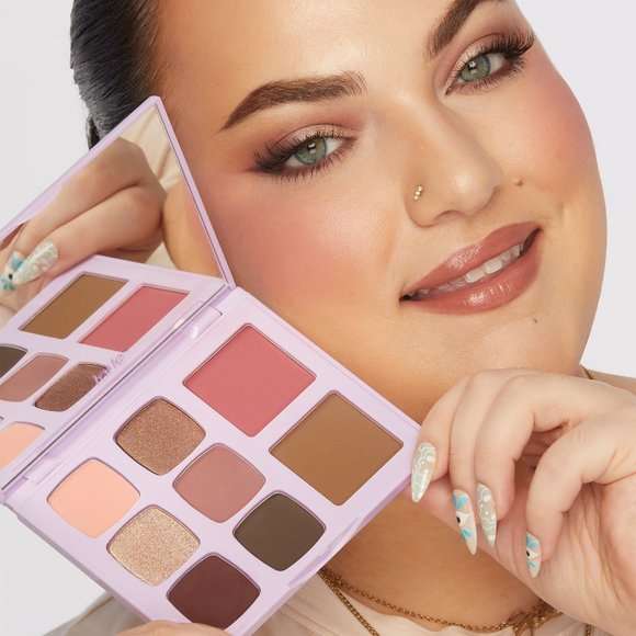 New- Tarte inspire Amazonian clay eye & cheek palette - Picture 3 of 3